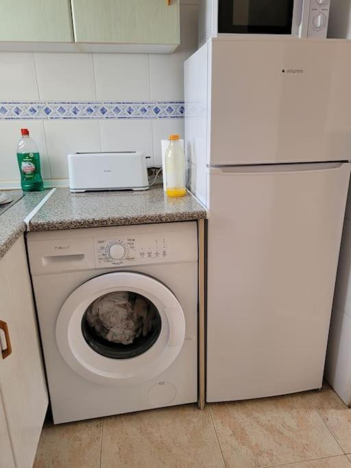 Nice Holidays Apartment In Torreveja, Torrevieja Luaran gambar