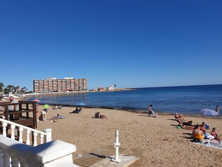 Nice Holidays Apartment In Torreveja, Torrevieja Luaran gambar