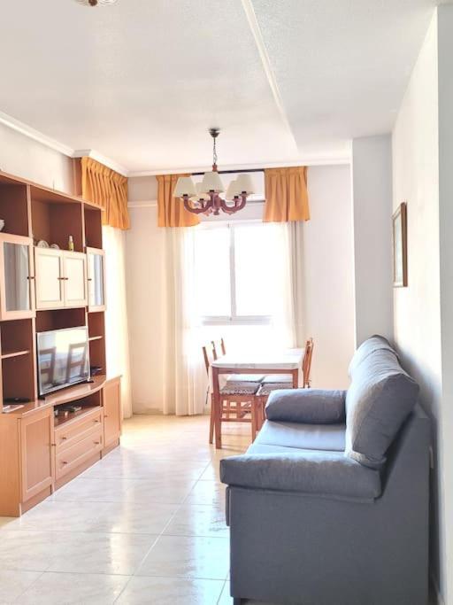 Nice Holidays Apartment In Torreveja, Torrevieja Luaran gambar